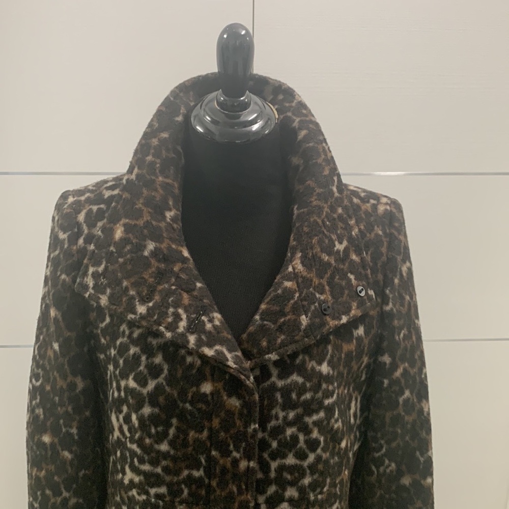NWOT Via Spiga Leopard Print Coat size 12 - Picture 7 of 17